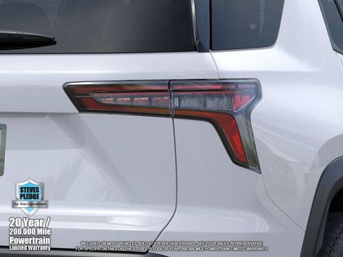 New 2026 Chevrolet Equinox LT w/ Safety and Technology Package FWD image 11