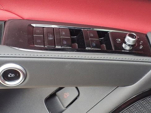 New 2026 Maserati Grecale Modena image 18