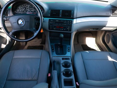 Used 1999 BMW 323i Sedan image 21