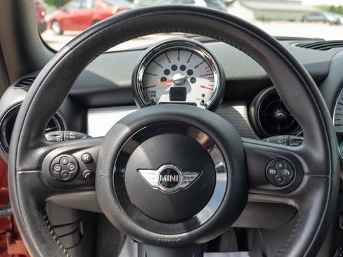 Used 2013 MINI Cooper Hardtop FWD image 8