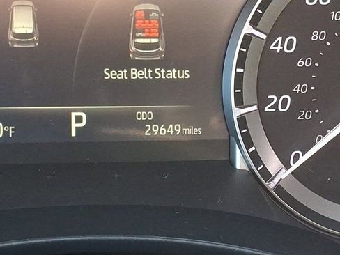 Used 2023 Toyota Highlander XLE image 26