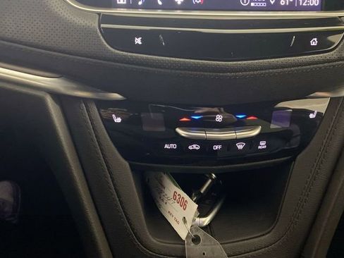 Used 2024 Cadillac XT5 Luxury w/ LPO, Floor Liner Package AWD/4WD image 42