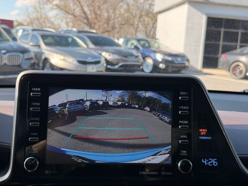 Used 2019 Toyota C-HR Limited image 21