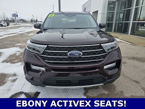 Used 2023 Ford Explorer XLT w/ Equipment Group 202A image 4