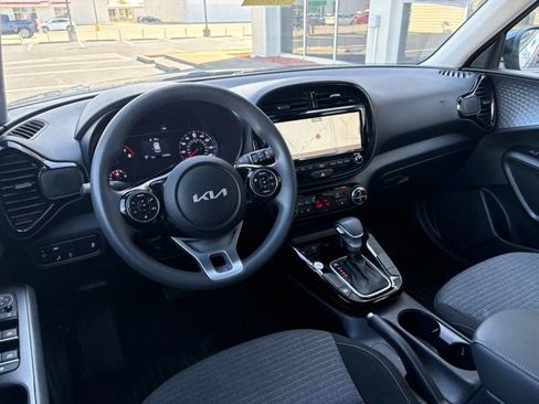 Used 2022 Kia Soul S image 29
