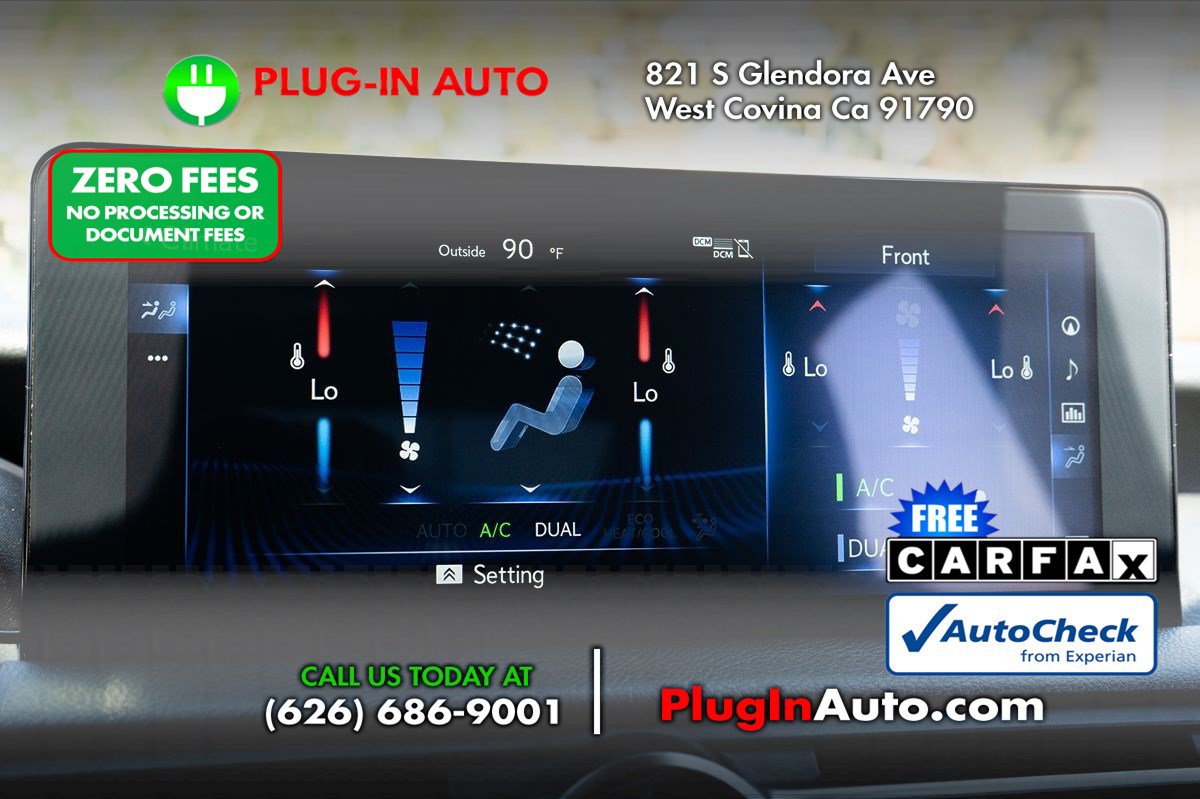 Used 2023 Lexus IS 500 w/ Accessory Package RWD image 40
