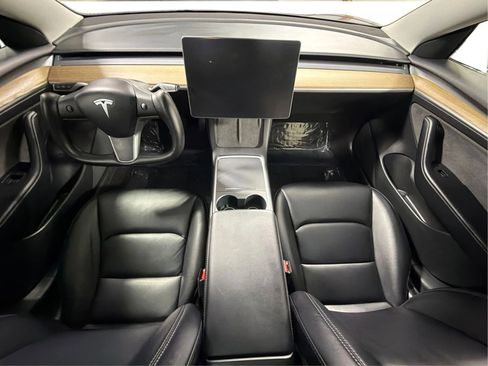 Used 2022 Tesla Model 3 image 29