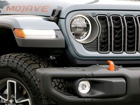 New 2026 Jeep Gladiator Mojave image 3