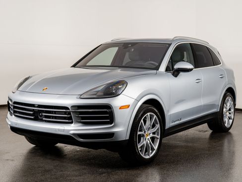 Used 2022 Porsche Cayenne S image 20