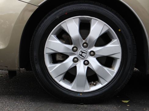 Used 2009 Honda Accord EX image 40