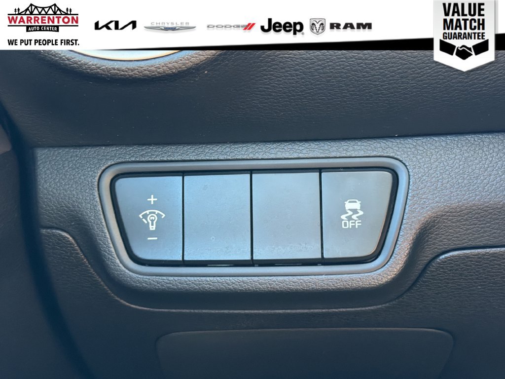 Used 2023 Kia Forte LXS FWD image 16