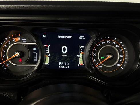 Certified 2025 Jeep Wrangler Unlimited Rubicon image 14