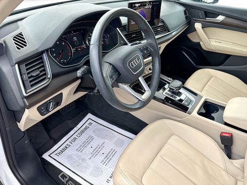 Used 2024 Audi Q5 2.0T Premium w/ Convenience Package AWD/4WD image 25