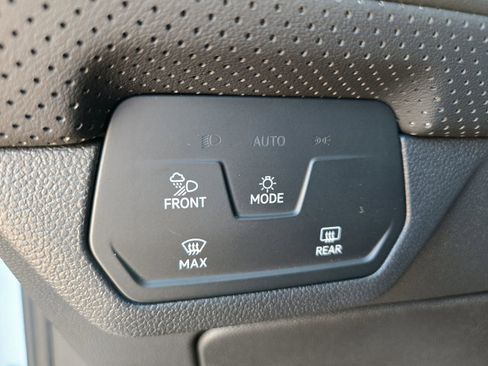 New 2026 Volkswagen Atlas SE image 15