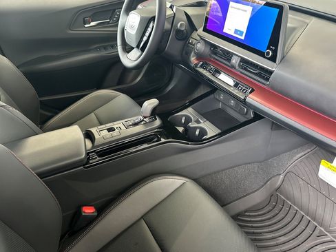New 2026 Toyota Prius Plug-In Hybrid FWD image 14