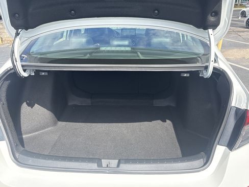 Used 2023 Honda Civic Touring image 32