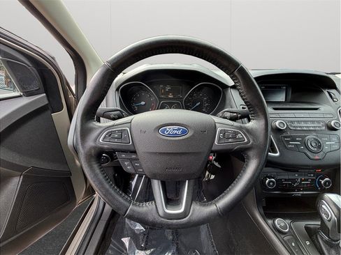 Used 2015 Ford Focus SE w/ Equipment Group 201A image 19
