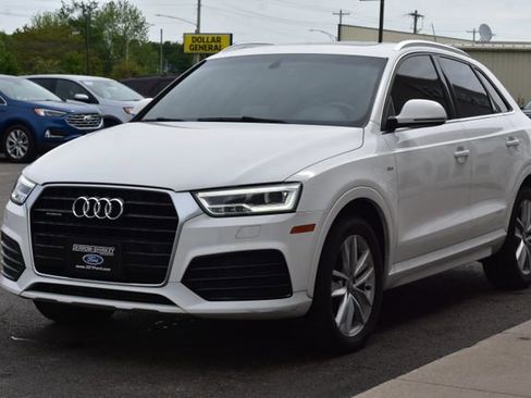 Used 2018 Audi Q3 2.0T Premium Plus w/ Premium Plus Package AWD/4WD image 13