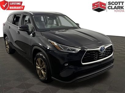 Used 2022 Toyota Highlander Bronze Edition