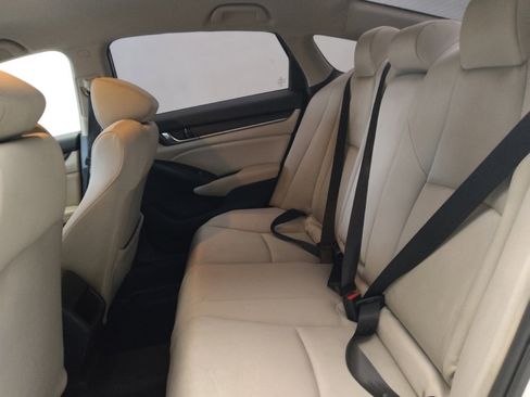 Used 2019 Honda Accord LX image 18