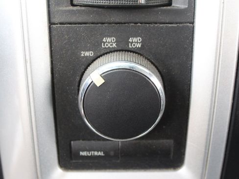Used 2012 RAM 2500 SLT AWD/4WD image 22