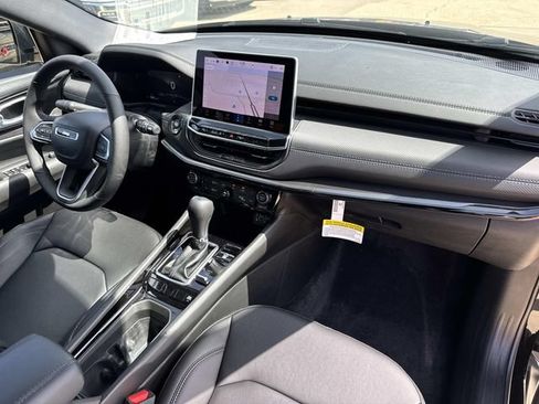New 2026 Jeep Compass Limited w/ Sun, Sound & Navigation Group AWD/4WD image 15