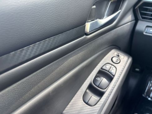 Used 2025 Nissan Altima 2.5 SV image 18