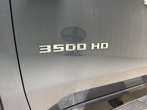 Used 2020 Chevrolet Silverado 3500 LTZ w/ LTZ Premium Package AWD/4WD image 32
