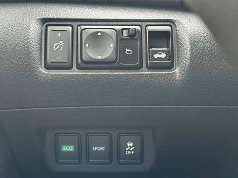 Used 2017 Nissan Sentra SV FWD image 8