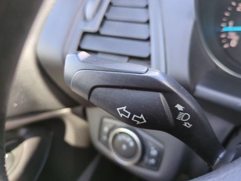 Used 2018 Ford Escape SE w/ SE Sync 3 Package FWD image 26