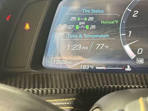 Used 2021 Chevrolet Corvette Stingray Premium Conv w/ Z51 Performance Package RWD image 15