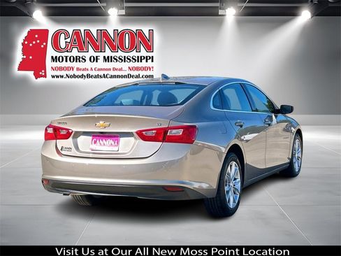 Used 2025 Chevrolet Malibu LT image 5