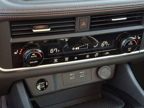 Used 2025 Nissan Rogue Rock Creek image 15