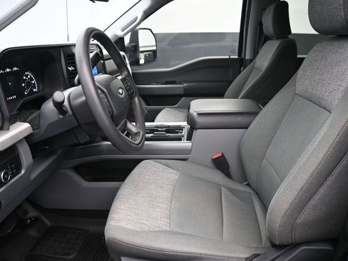 Used 2024 Ford F250 XLT w/ 360-Degree Camera Package AWD/4WD image 11