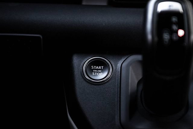 Used 2023 Land Rover Defender 110 X-Dynamic SE AWD/4WD image 33