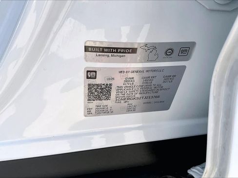 Certified 2026 Chevrolet Traverse LT FWD image 36
