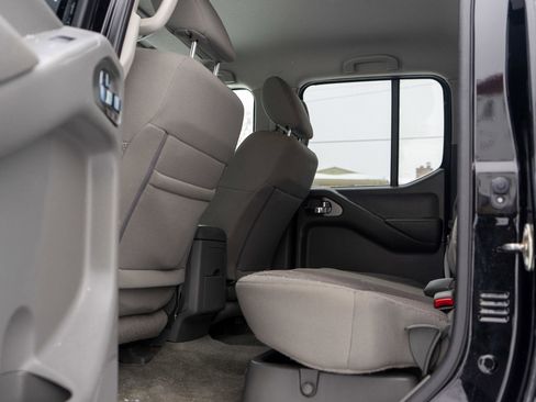 Used 2018 Nissan Frontier SV w/ Value Truck Package image 23