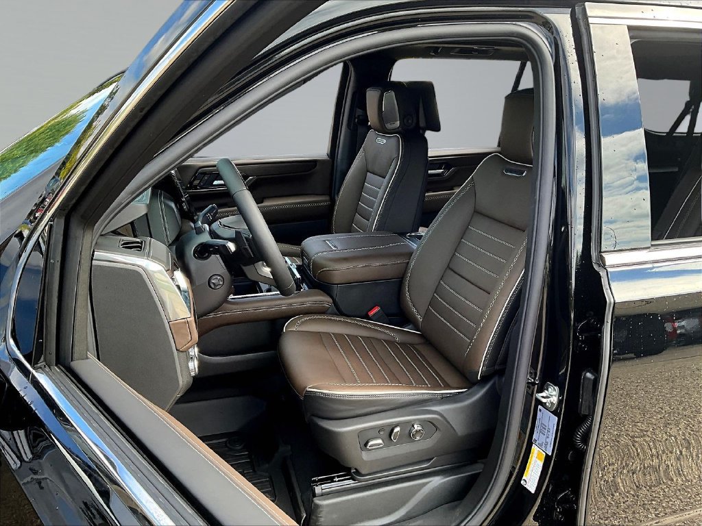 New 2026 GMC Yukon XL Denali Ultimate AWD/4WD image 28