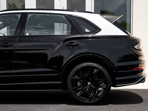 New 2026 Bentley Bentayga Speed AWD/4WD image 9