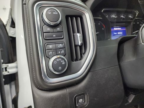 Used 2022 GMC Sierra 2500 SLE w/ SLE Value Package; image 40