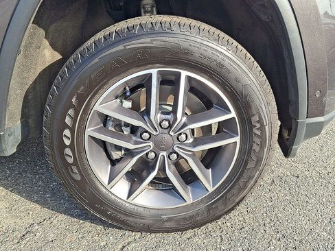Used 2021 Jeep Grand Cherokee Limited AWD/4WD image 33