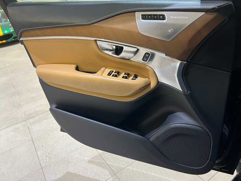 Used 2017 Volvo XC90 T6 Inscription w/ Vision Package image 17