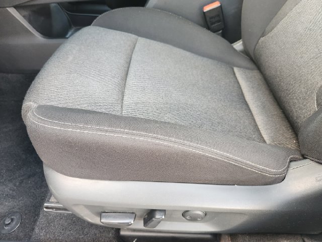 Used 2024 Nissan Rogue SV FWD image 18