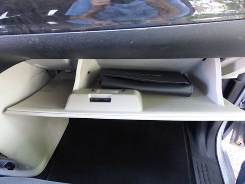 Used 2019 Dodge Grand Caravan SE FWD image 44