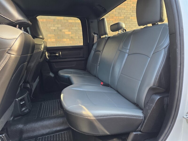 Used 2022 RAM 3500 Tradesman w/ Chrome Appearance Group AWD/4WD image 29