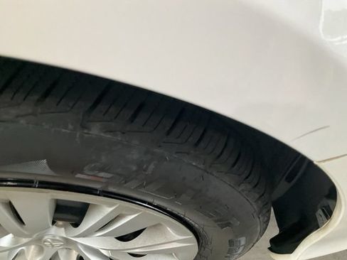 Used 2014 Toyota Camry LE FWD image 26