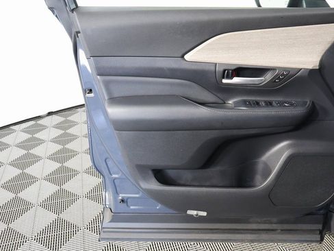 Used 2024 Toyota Grand Highlander FWD image 14