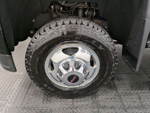 Used 2017 GMC Sierra 3500 Denali w/ Duramax Plus Package image 7