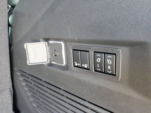 New 2026 Chevrolet Tahoe LT image 10