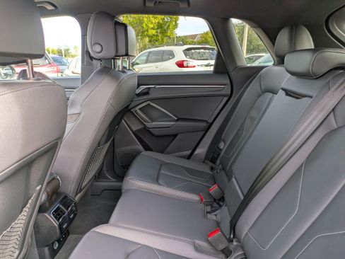 Used 2023 Audi Q3 2.0T Premium Plus w/ Premium Plus Package image 15